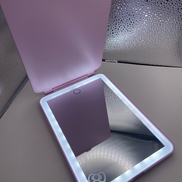 Hello kitty Touchpad Mirror NEW - Picture 4 of 9